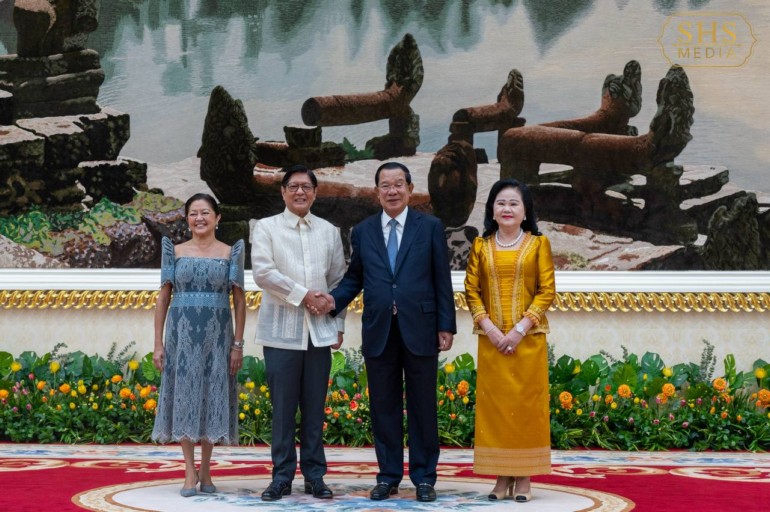 សម្តេច​តេជោ ហ៊ុន សែន អញ្ជើញ​ទទួល​បដិសណ្ឋារកិច្ច​ស្វាគមន៍​ដំណើរ​បំពេញ​ទស្សនកិច្ច​ផ្លូវរដ្ឋ ប្រធានាធិបតី ហ្វីលីពីន​